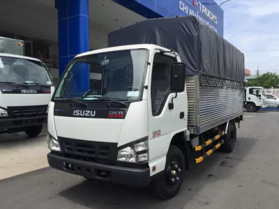 *THAY KÍNH XE tải Isuzu 2.4 tấn tận nơi